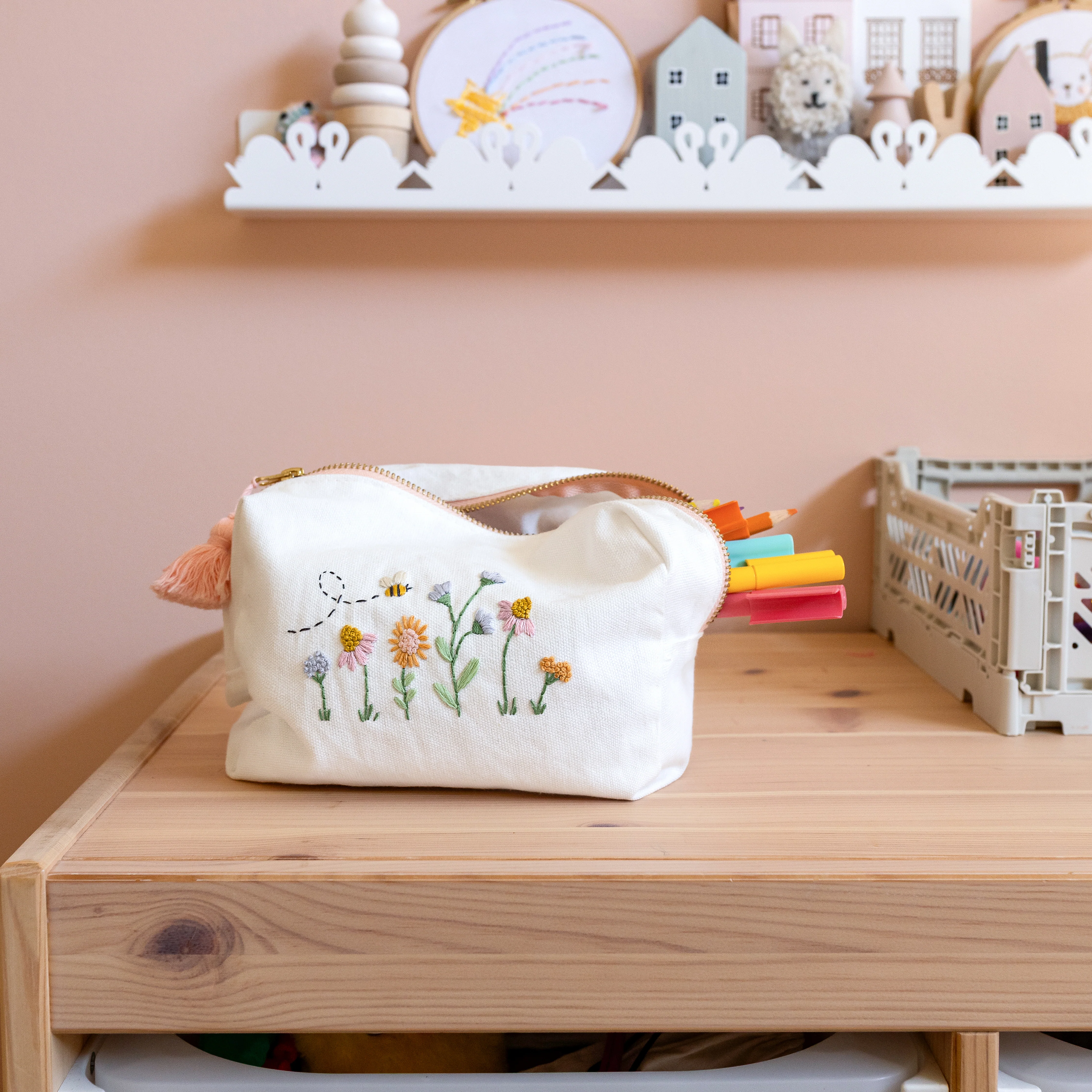Busy Bee Pencil Case Kit