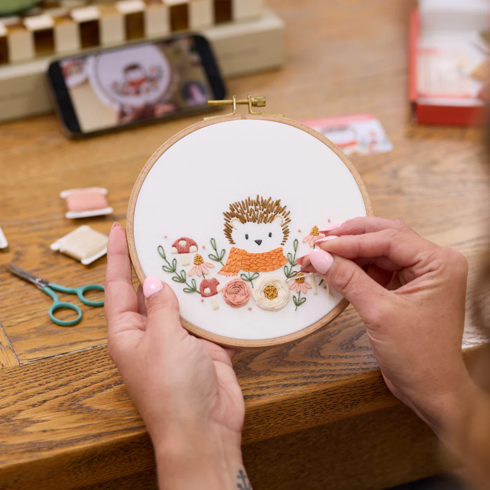 Cozy Hedgehog Beginner Kit - Image 4